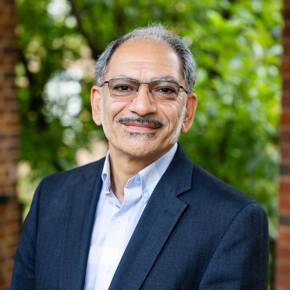 Keivan Esfarjani Headshot