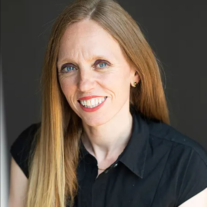Headshot of Nikki Hastings