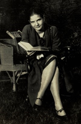 Kitty was an avid reader as a teenager and later in life.