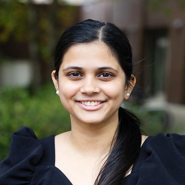 Shivani Datar headshot
